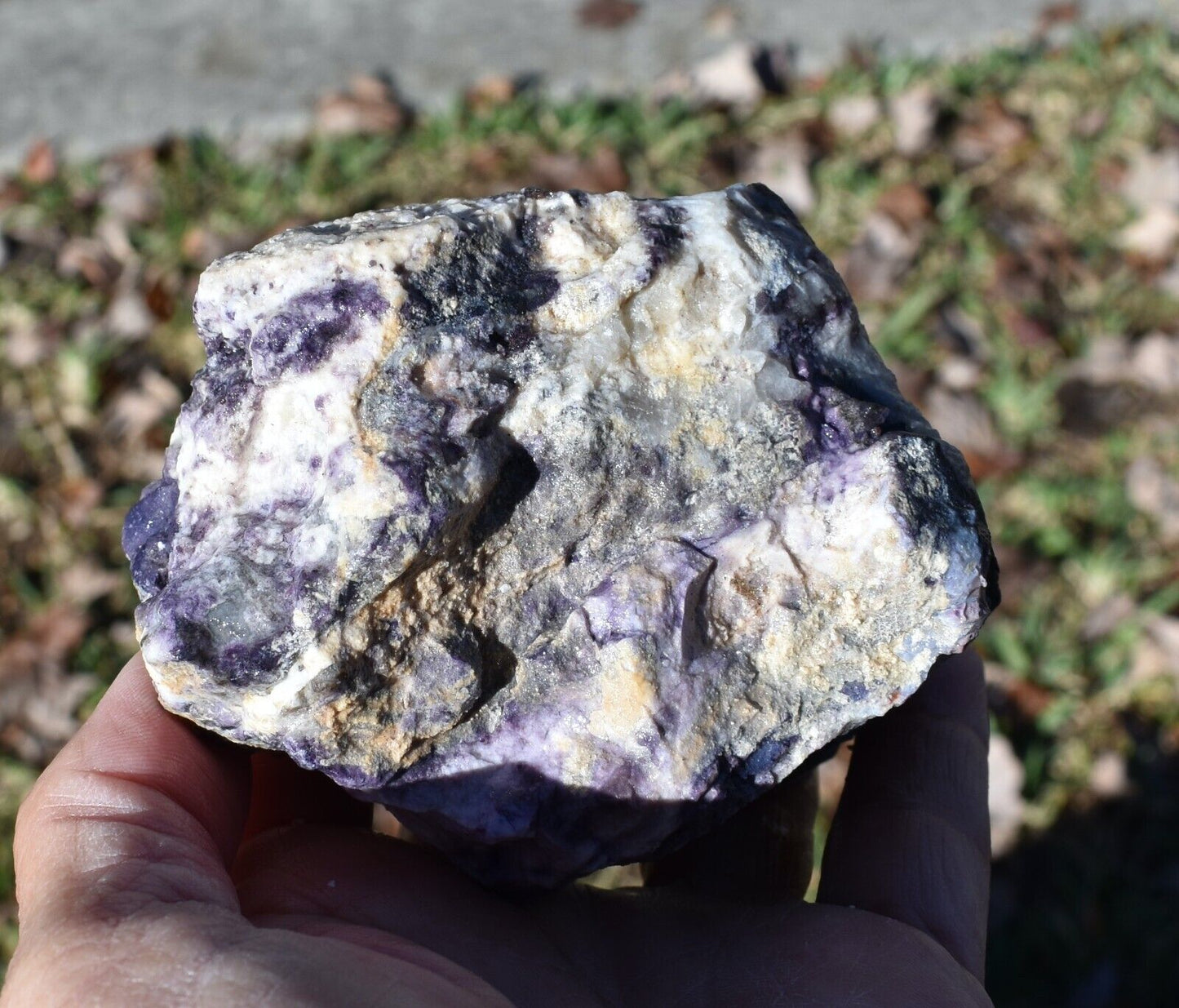 1.00 lb AA Rough Tiffany Stone (R-GR3)