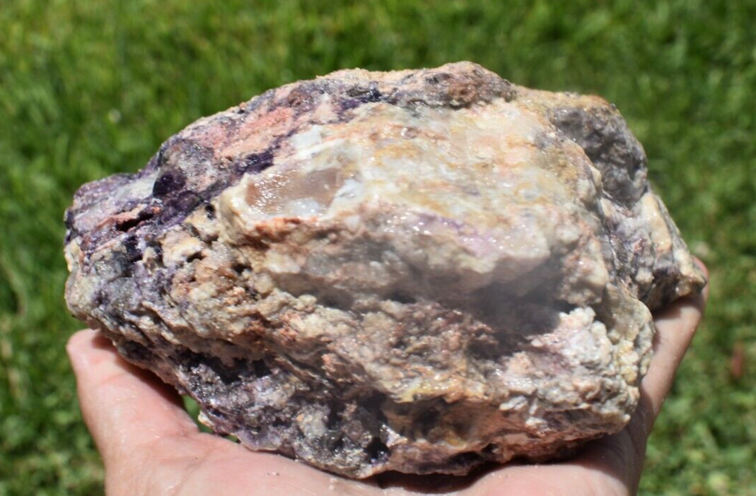 2.00 lb Rough Tiffany Stone (R-GT3)