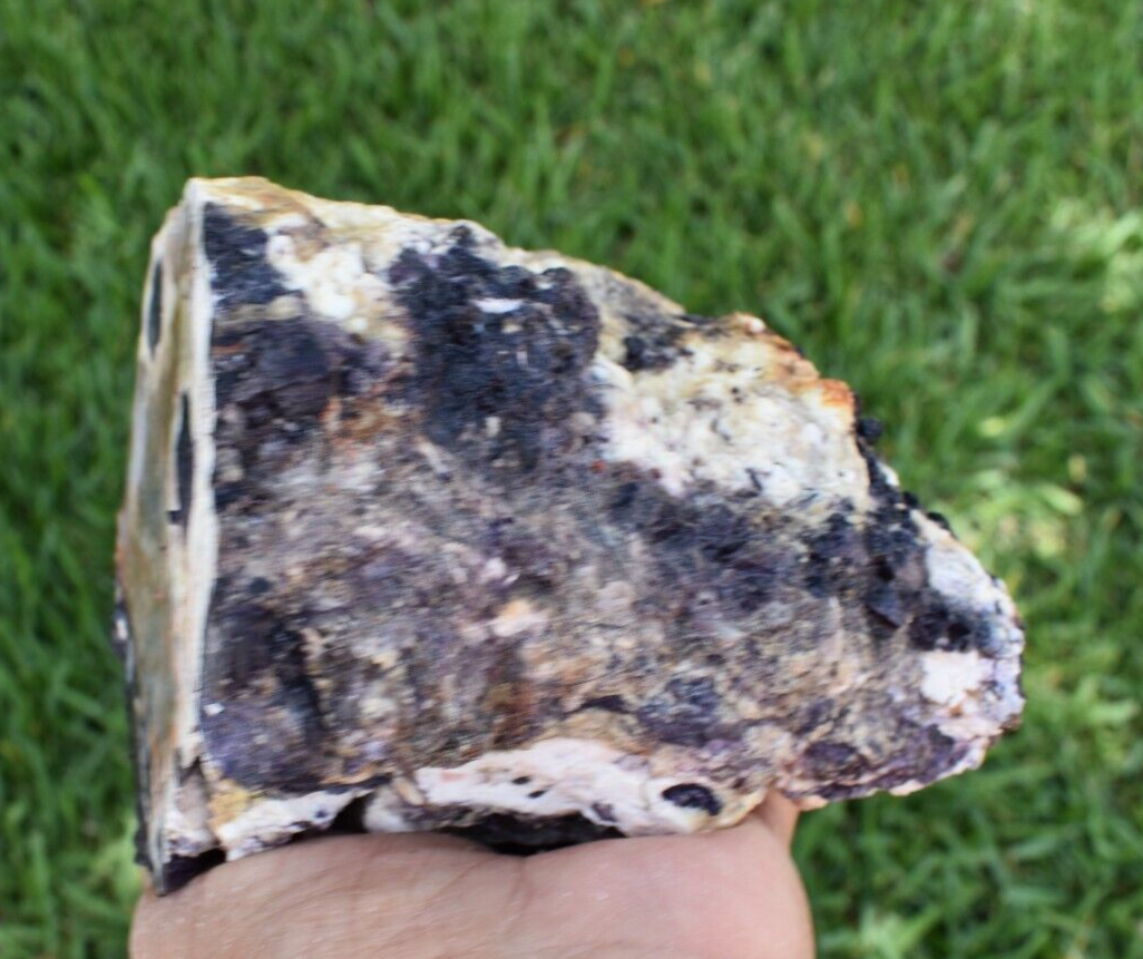 3.21 lb Rough Tiffany Stone (R-VB3)