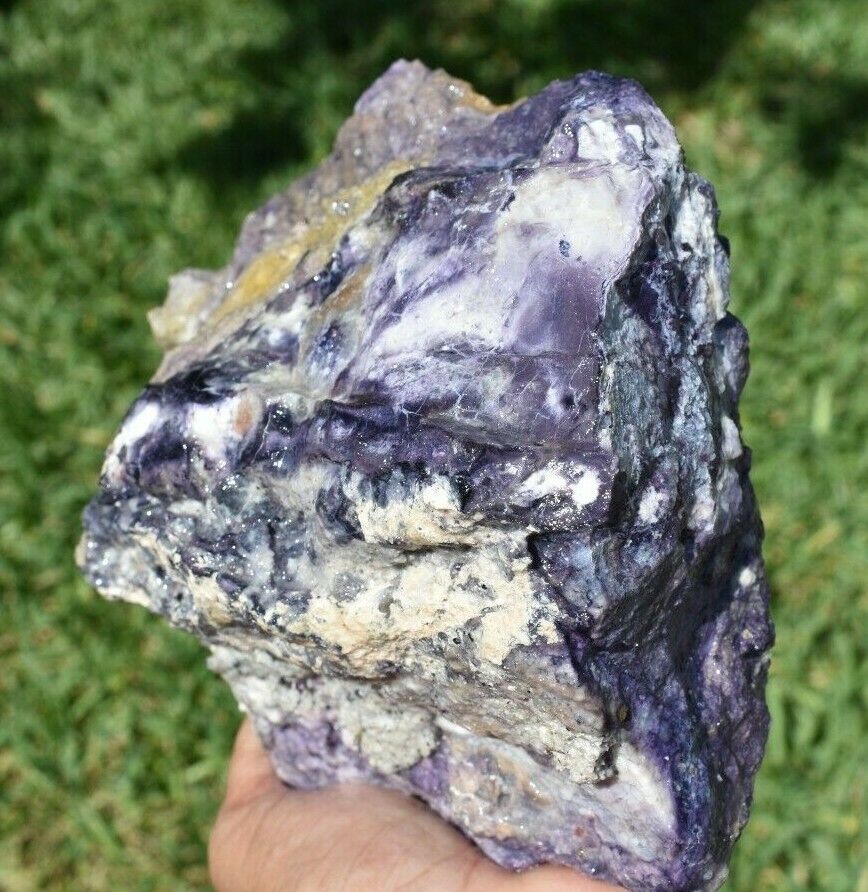 3.81 lb Rough Tiffany Stone (R-PCC)