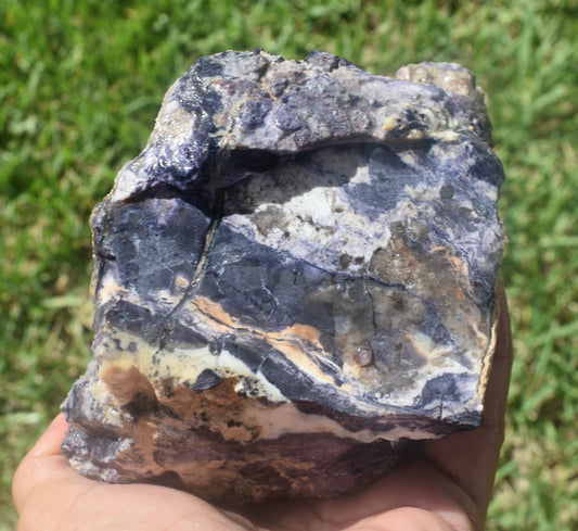 2.97 lb AAA Rough Tiffany Stone (S -D9)